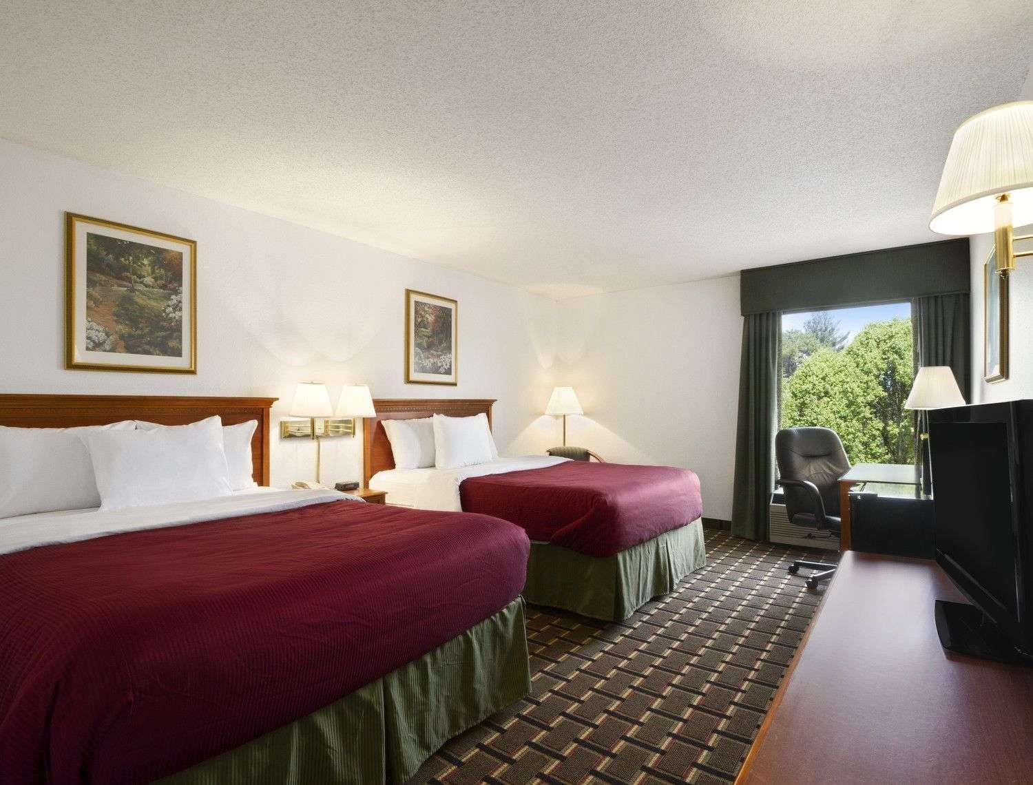Baymont By Wyndham Crossville Eksteriør billede